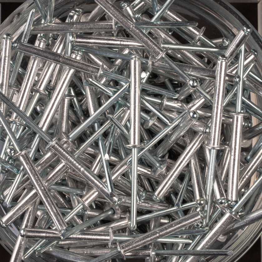 250 rivets standards à aluminium/acier à tête plate à Ø4x30mm - SCELL-IT - ASD4030