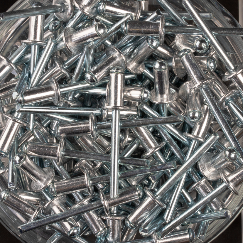 250 rivets standards à aluminium/acier à tête plate à Ø6x12mm - SCELL-IT - ASD6012
