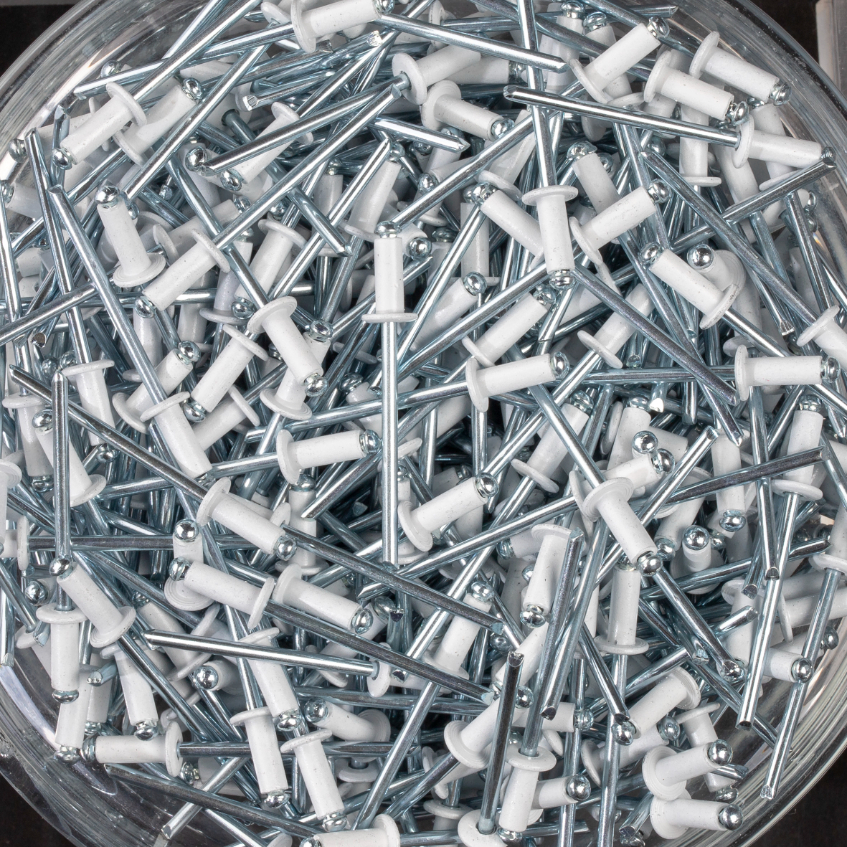 500 rivets standards à aluminium/acier à tête plate à RAL9003 à Ø3,2x8mm - SCELL-IT - AWD3208