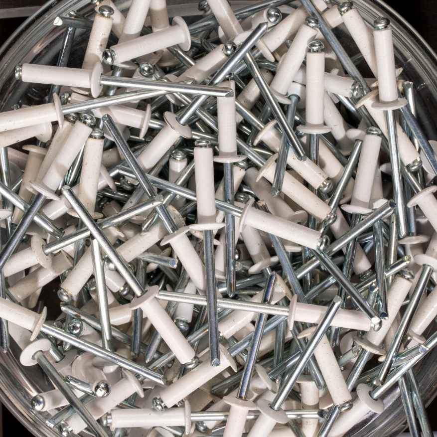 250 rivets standards à aluminium/acier à tête plate à RAL9003 à Ø4x16mm - SCELL-IT - AWD4016