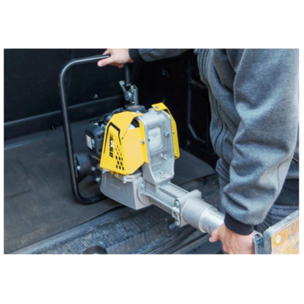 PILONNEUSE LEGERE BOMAG BT 30 ESSENCE 30 KG 140MM