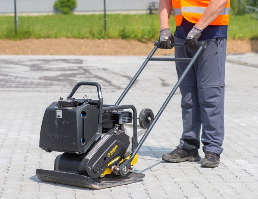 PLAQUE VIBRANTE UNIDIRECTIONNELLE 95KG 500MM BOMAG BP 20/50