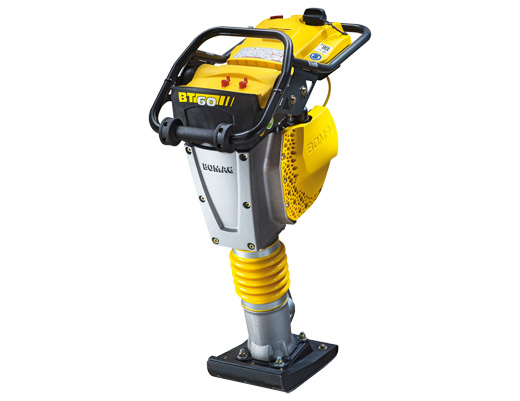 PILONNEUSE 58 KG 230MM BOMAG BT 60/4