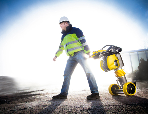 PILONNEUSE BOMAG BT 65/4 ESSENCE 68 KG 280MM