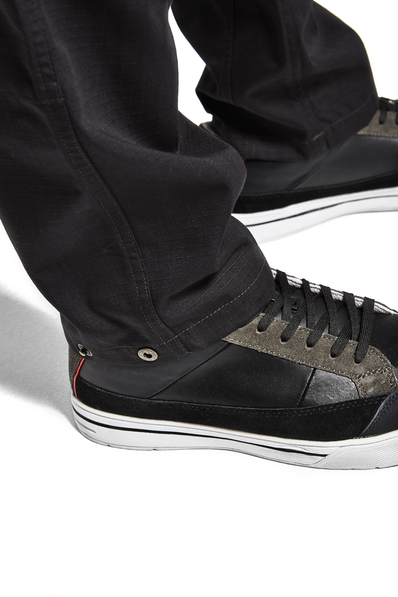 Pantalon maintenance +stretch avec poches flottantes 1496 Noir/Rouge Blaklader - 149613309956C
