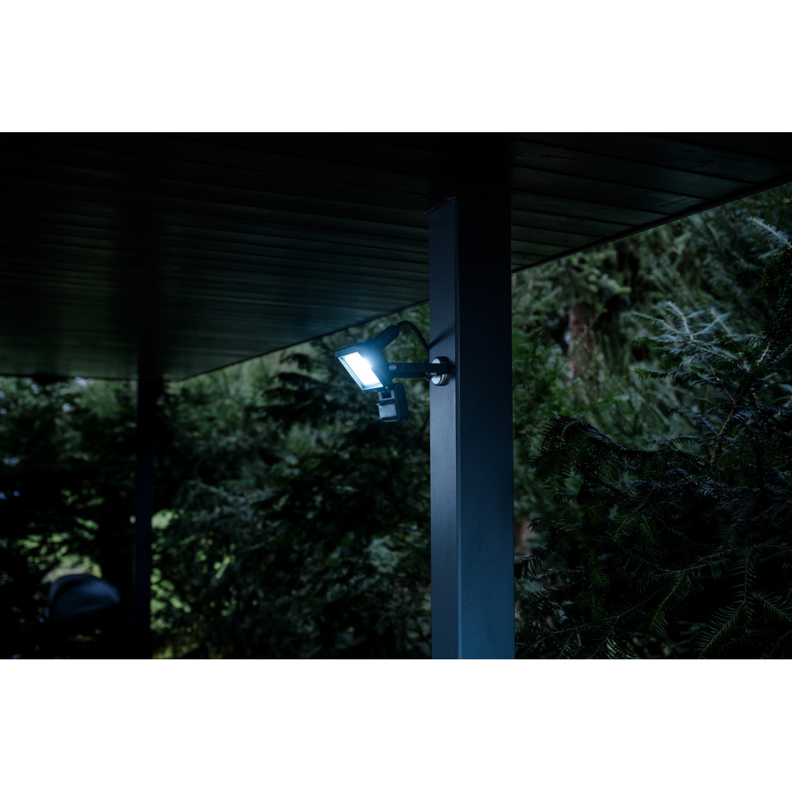 Projecteur LED extérieur JARO 1060 P avec détecteur de mouvements infrarouge 11 BRENNENSTUHL - 1171250142