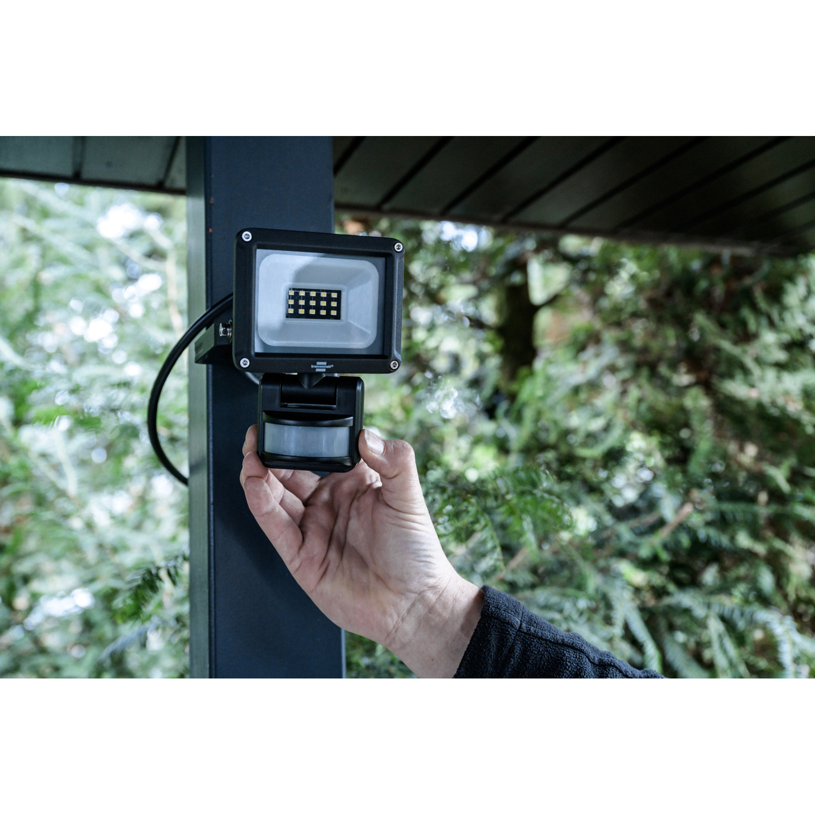 Projecteur LED extérieur JARO 1060 P avec détecteur de mouvements infrarouge 11 BRENNENSTUHL - 1171250142