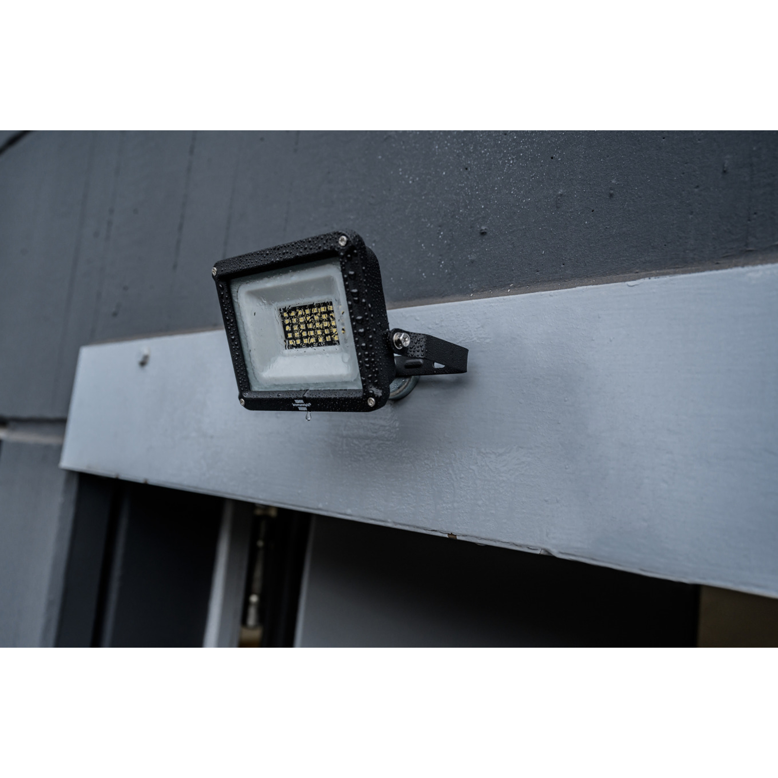 Projecteur LED extérieur JARO 3060 2300lm 20W IP65 BRENNENSTUHL - 1171250241