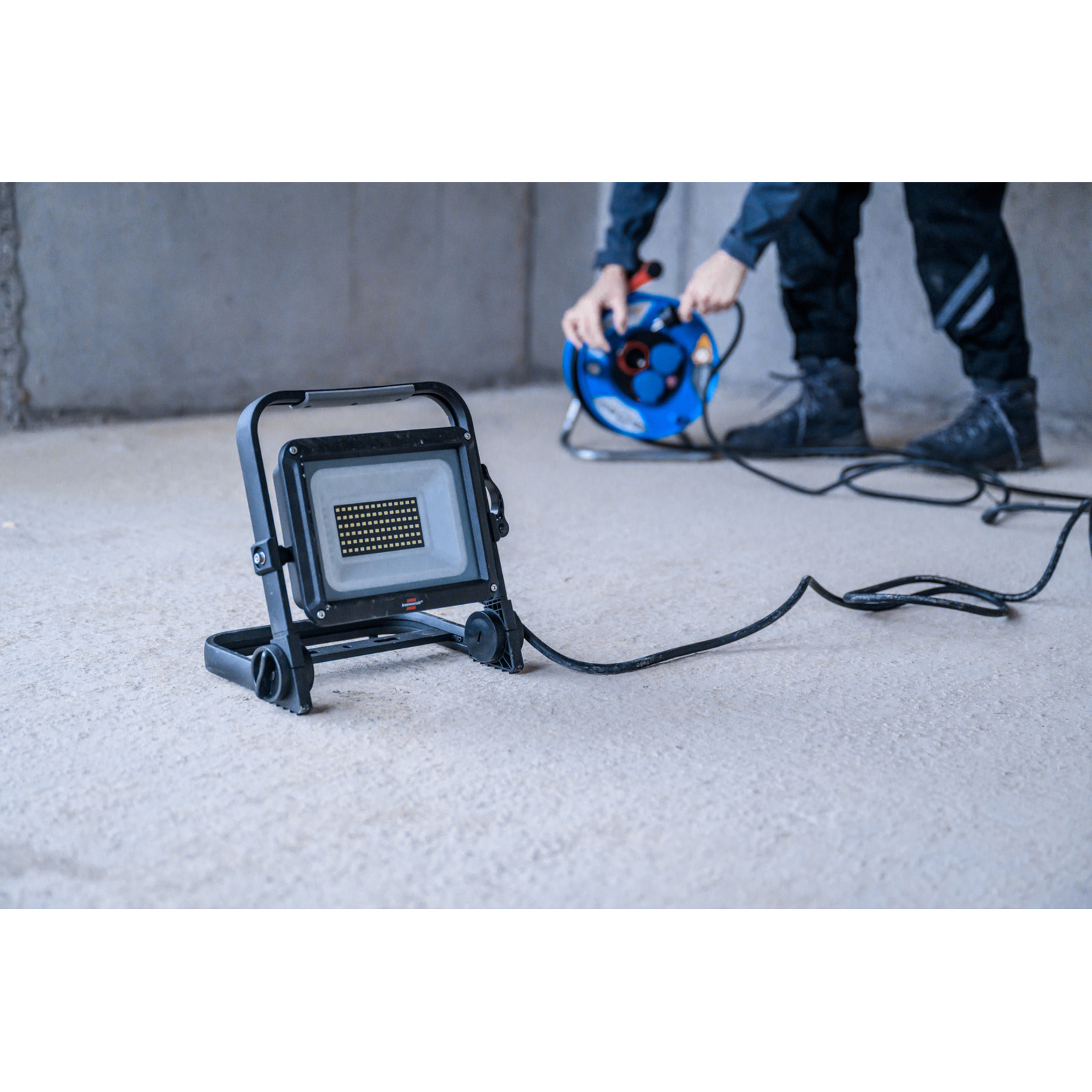 Projecteur LED portable JARO 7060 M 5800lm 50W 5m H07RN-F 3G1,0 IK08 IP65 BRENNENSTUHL - 1171250547