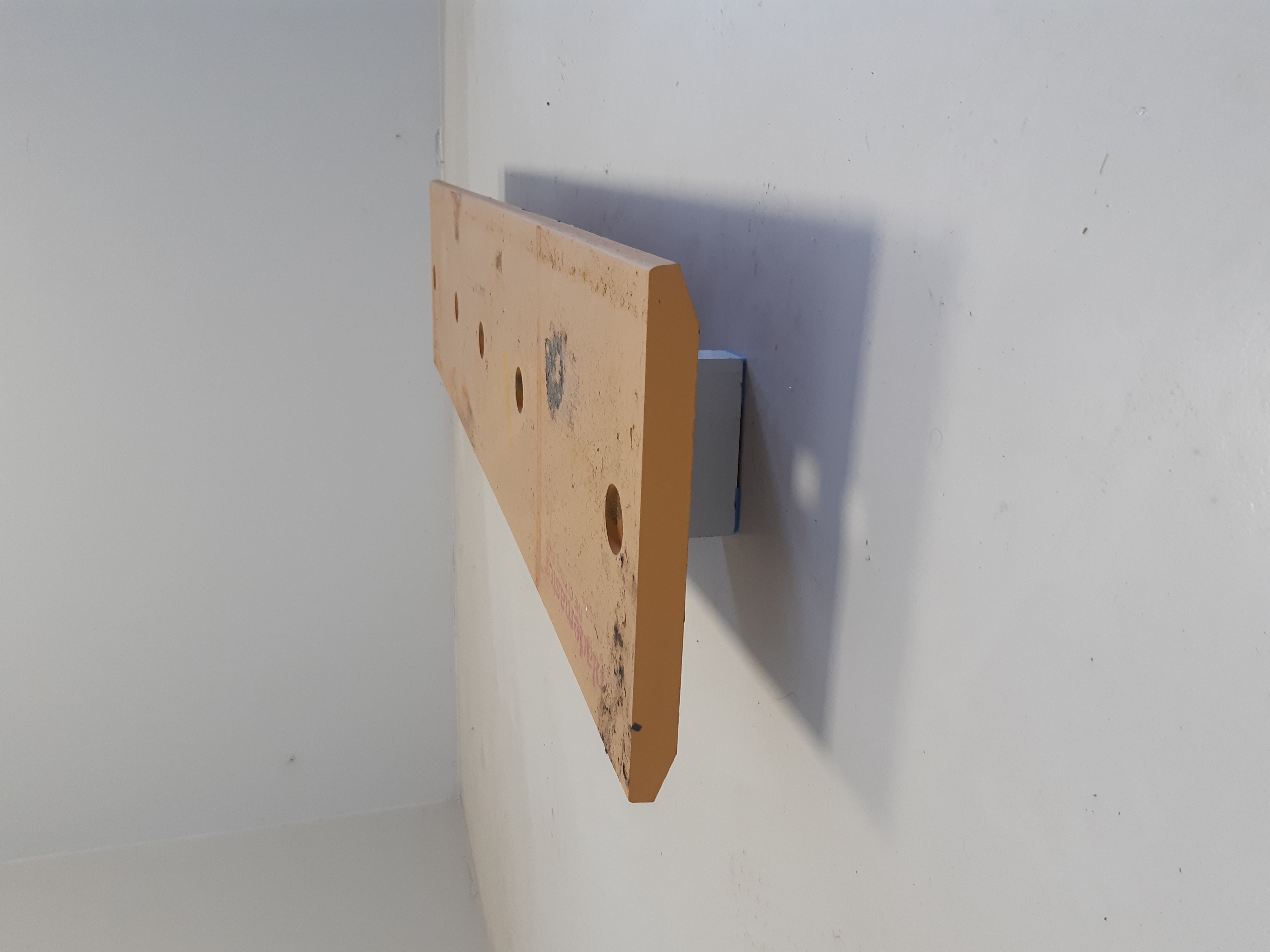 Contre lame de godet reversible 5 trous fixations en 1