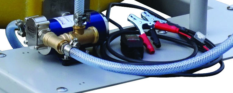 Cuve PE coffre équipée sur plateau 600, pompe électrique CEMO - 90230E