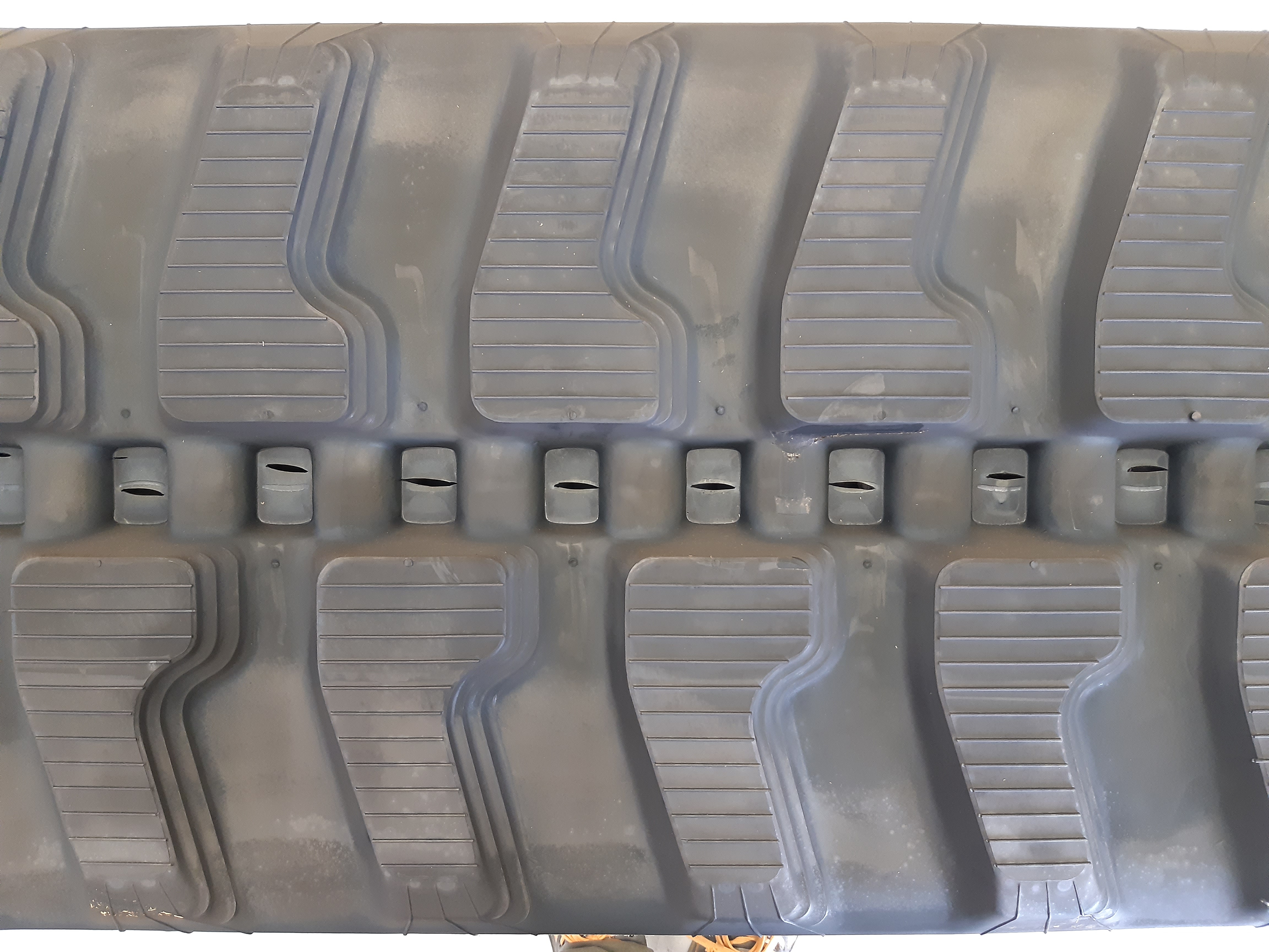 CHENILLE CAOUTCHOUC 450 X 82 X 71 V1 I J A (46, 27) SD INT - CAMSO - 15.2358.7773