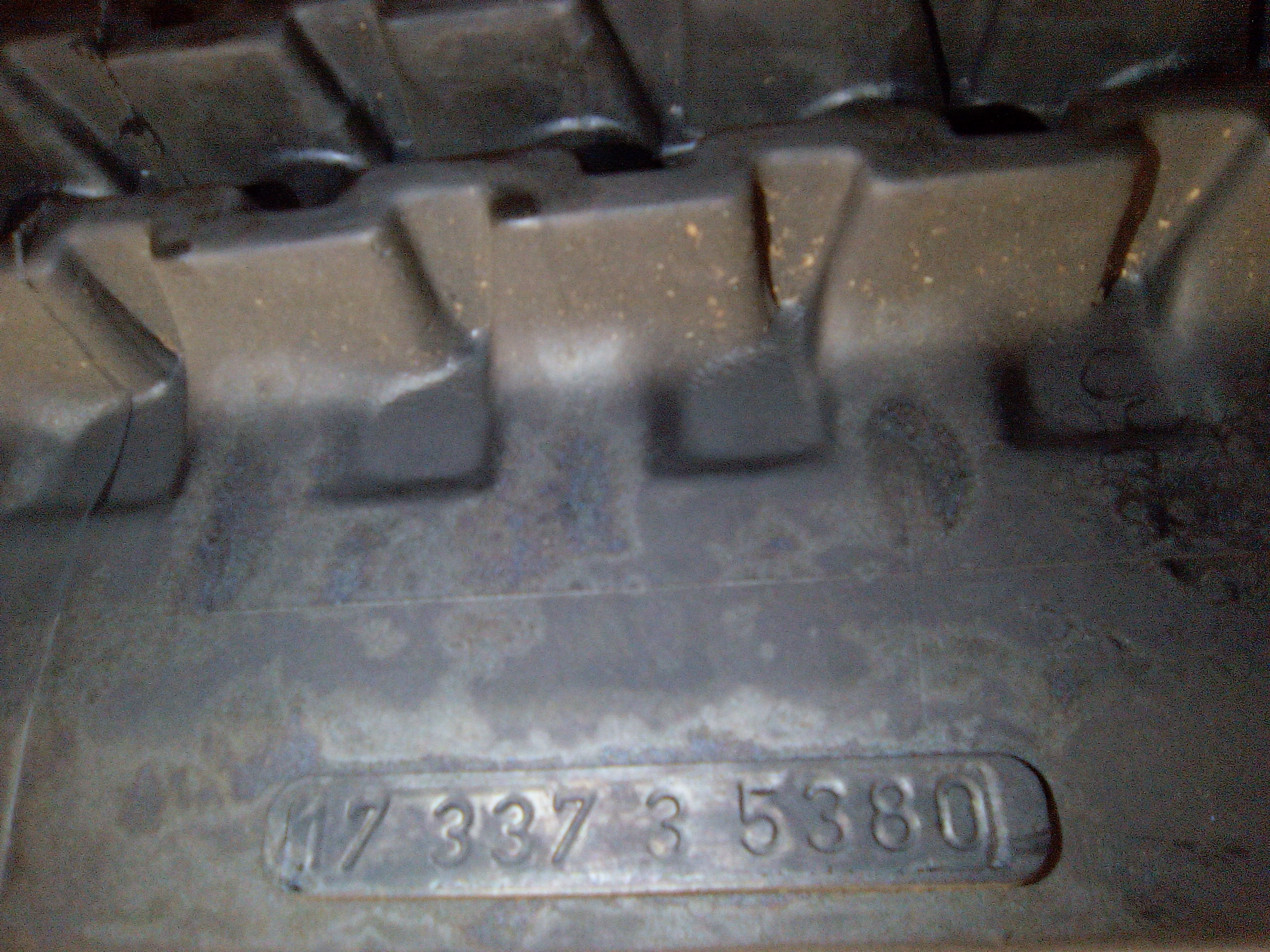 Chenille caoutchouc mini-pelle Volvo EC 15V - 230x66x48 V1 / KA (22, 18) - 15.2893.8868