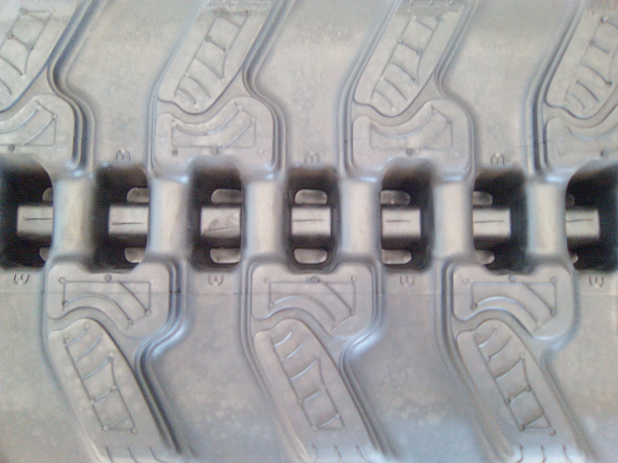 Chenille caoutchouc mini-pelle Takeuchi - J-4 - 250x84x47 V5JKA - 15.4189.10207