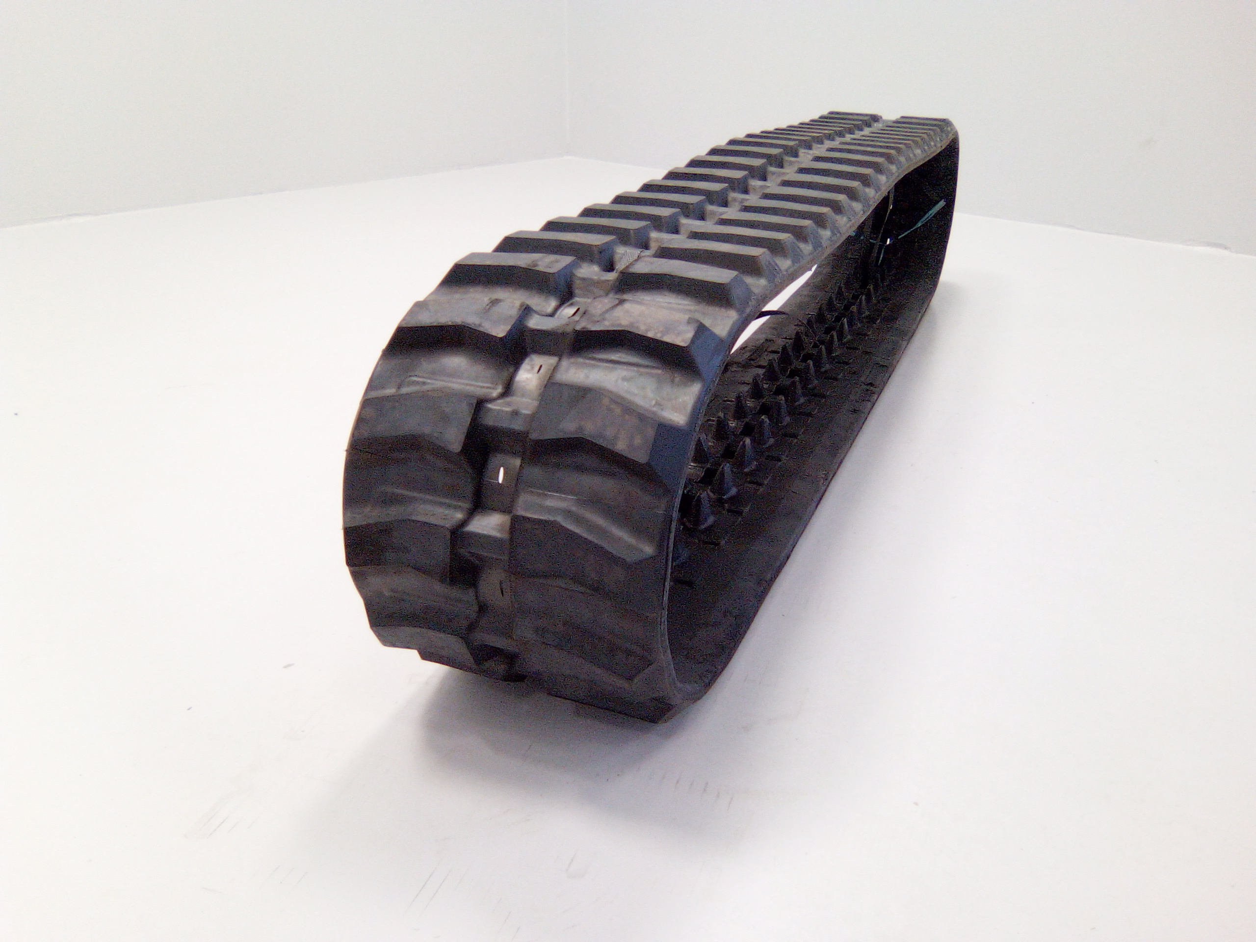 Chenille caoutchouc 230 X 47 X 72 V4 J P2-R (21.5, 17) CAMSO SD TRACK