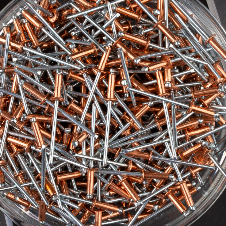 500 rivets standards à cuivre/acier à tête plate à Ø3x10mm - SCELL-IT - CCD3010