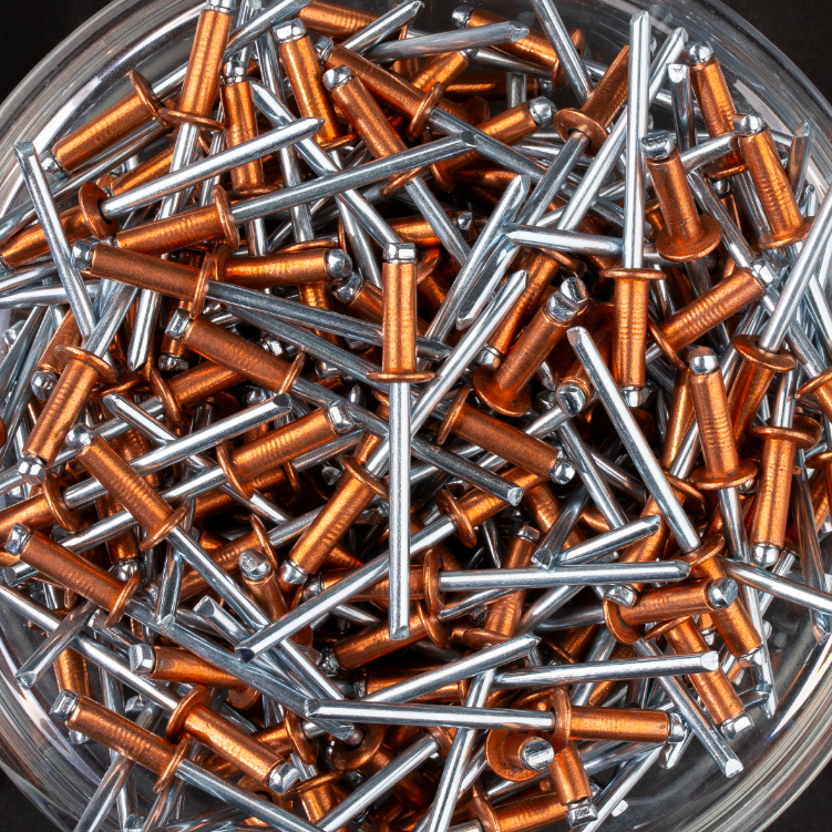 250 rivets standards à cuivre/acier à tête plate à Ø4x12mm - SCELL-IT - CCD4012