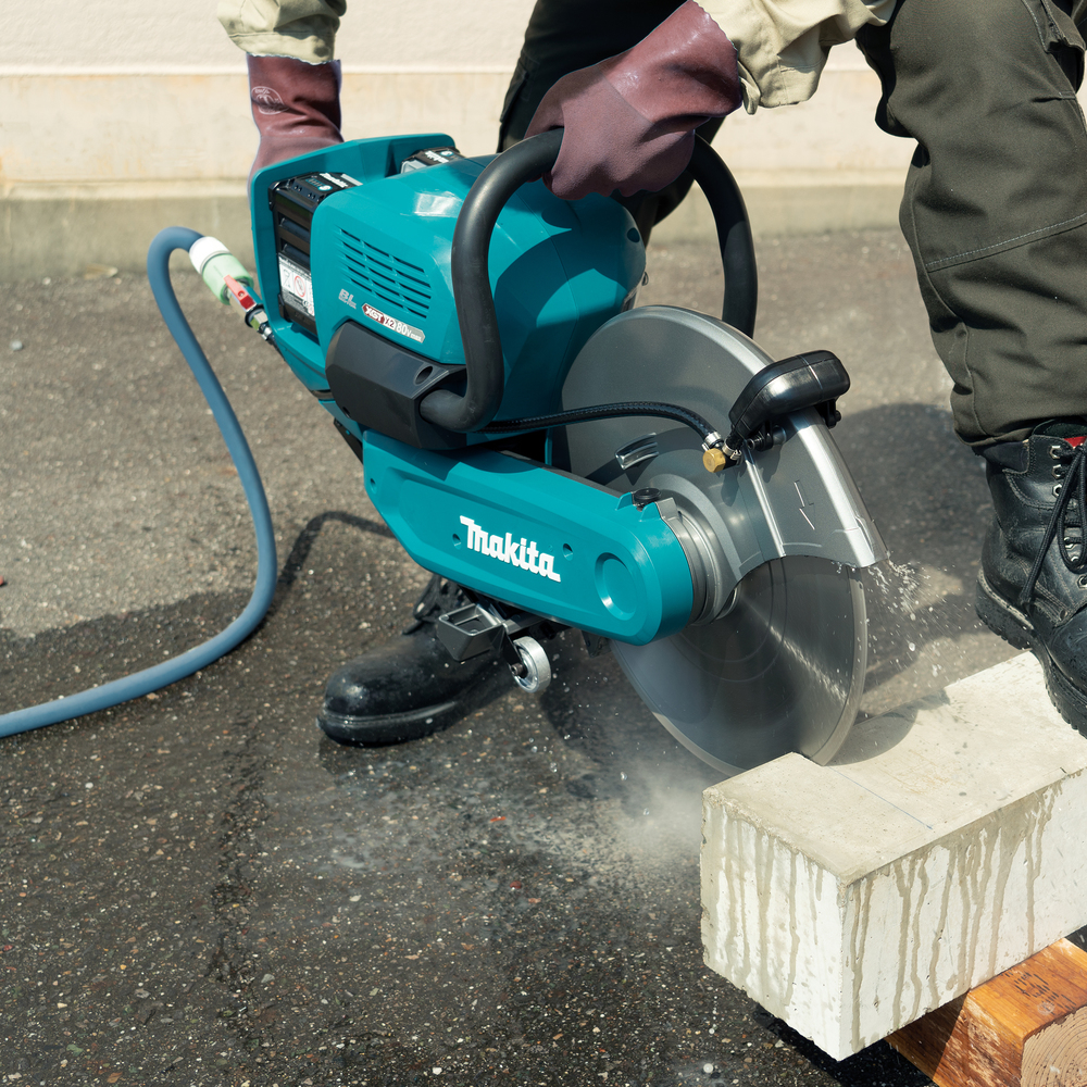 Découpeuse à batterie MAKITA Ø 355mm 40V XGT nue - CE001GZ