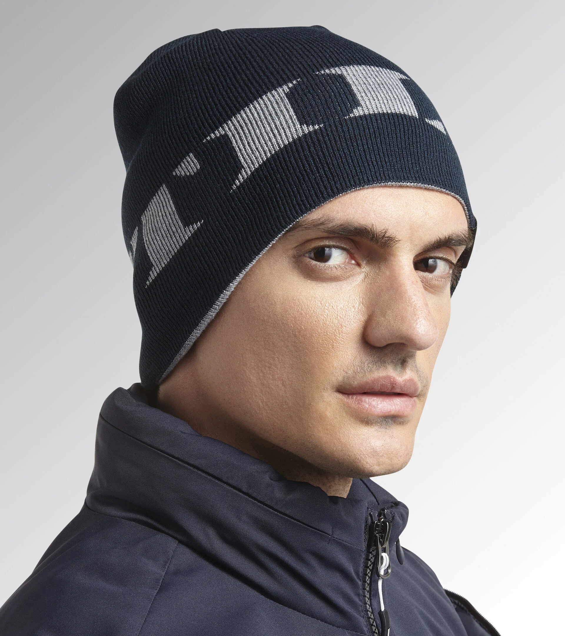 Bonnet réversible WOOL CAP GRAPHIC bleu - Diadora - 17662260063