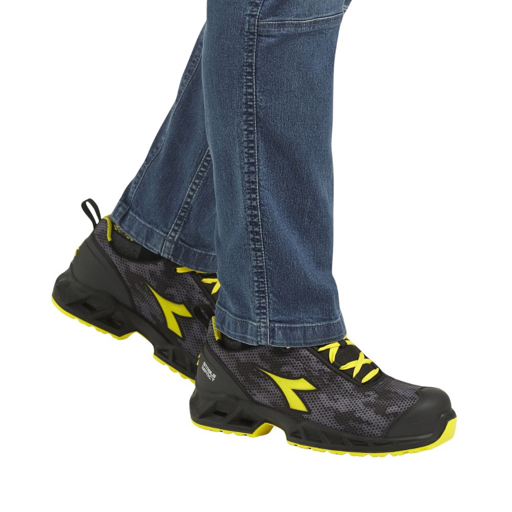 Chaussures basses SHARK STABLE IMPACT LOW S3 SRC ESD Taille 40 DIADORA - 177671C254140