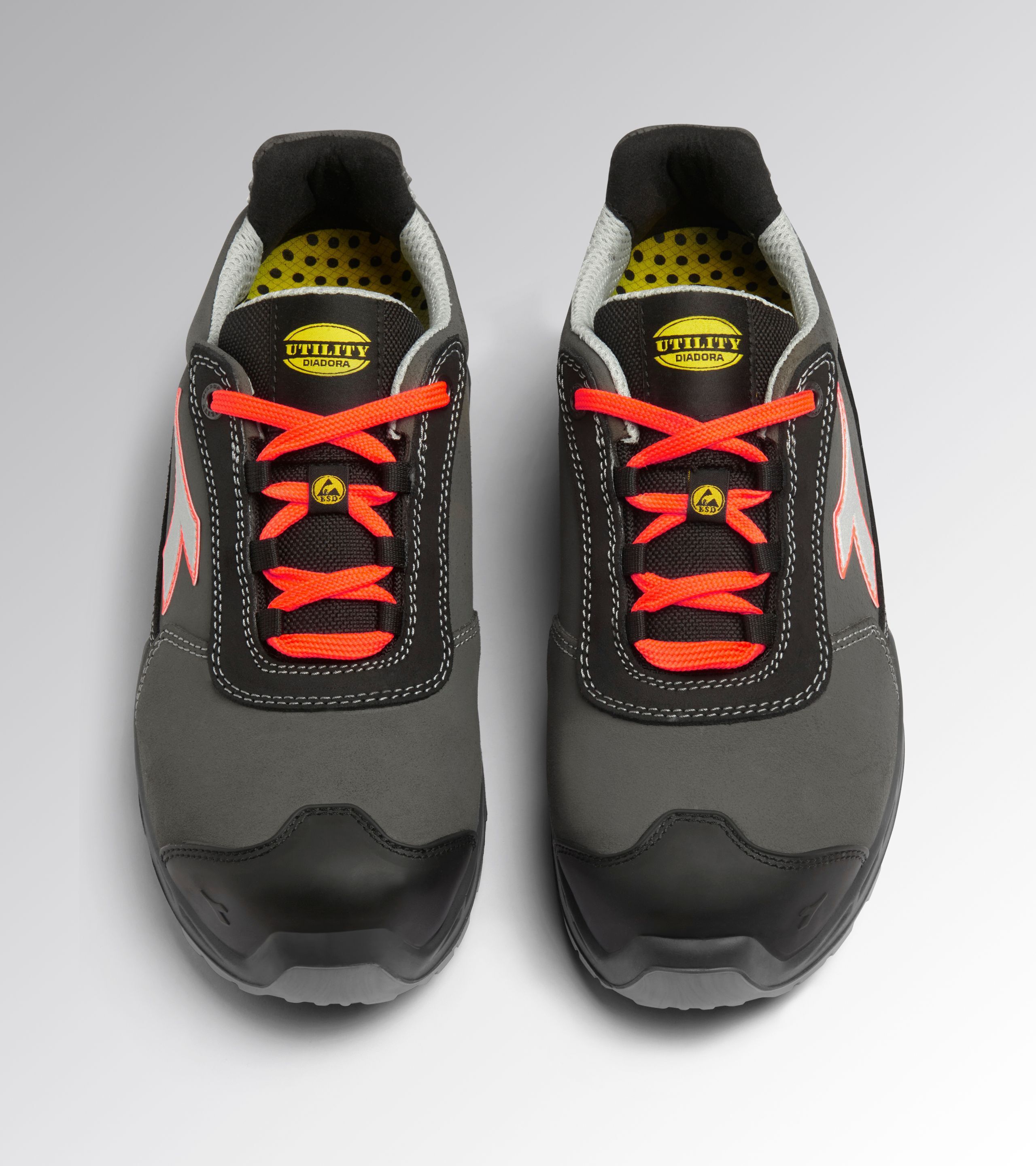 Chaussures de sécurité basses noires/rouges fluo SHARK STABLE IMPACT LEATHER LOW S3S FO SR SC ESD - Diadora - 181161C4115
