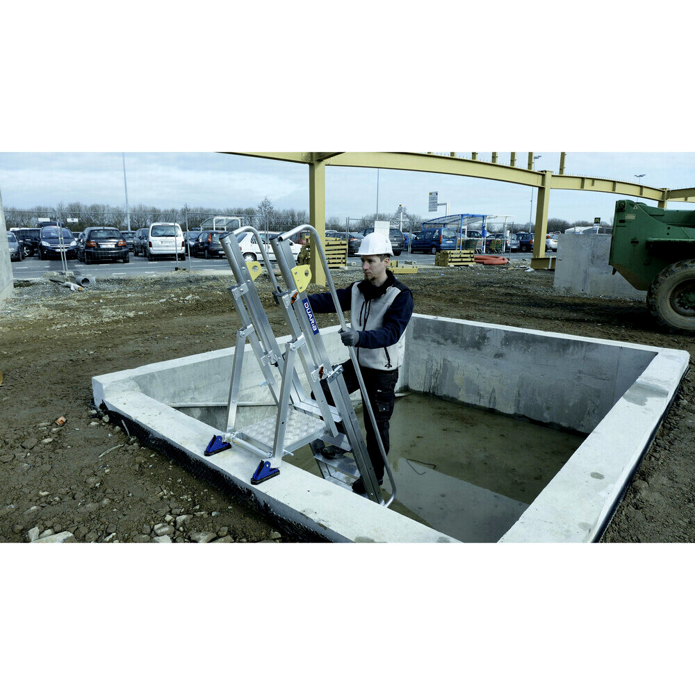 PLATEFORME HAUTEUR REGLABLE ACCESS FOND DE FOSSE - 6 A 10 MARCHES - DUARIB - N111203