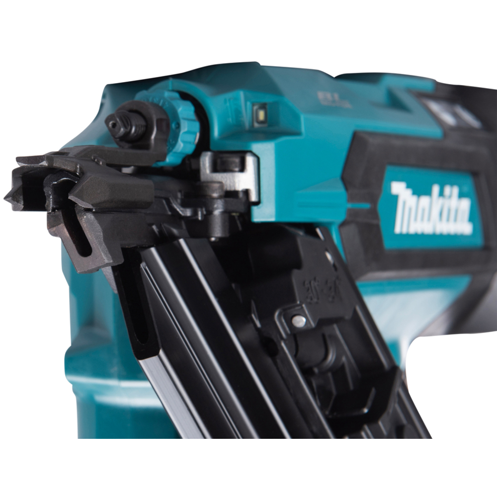 Cloueur de charpente LXT - MAKITA - DBN900RTE