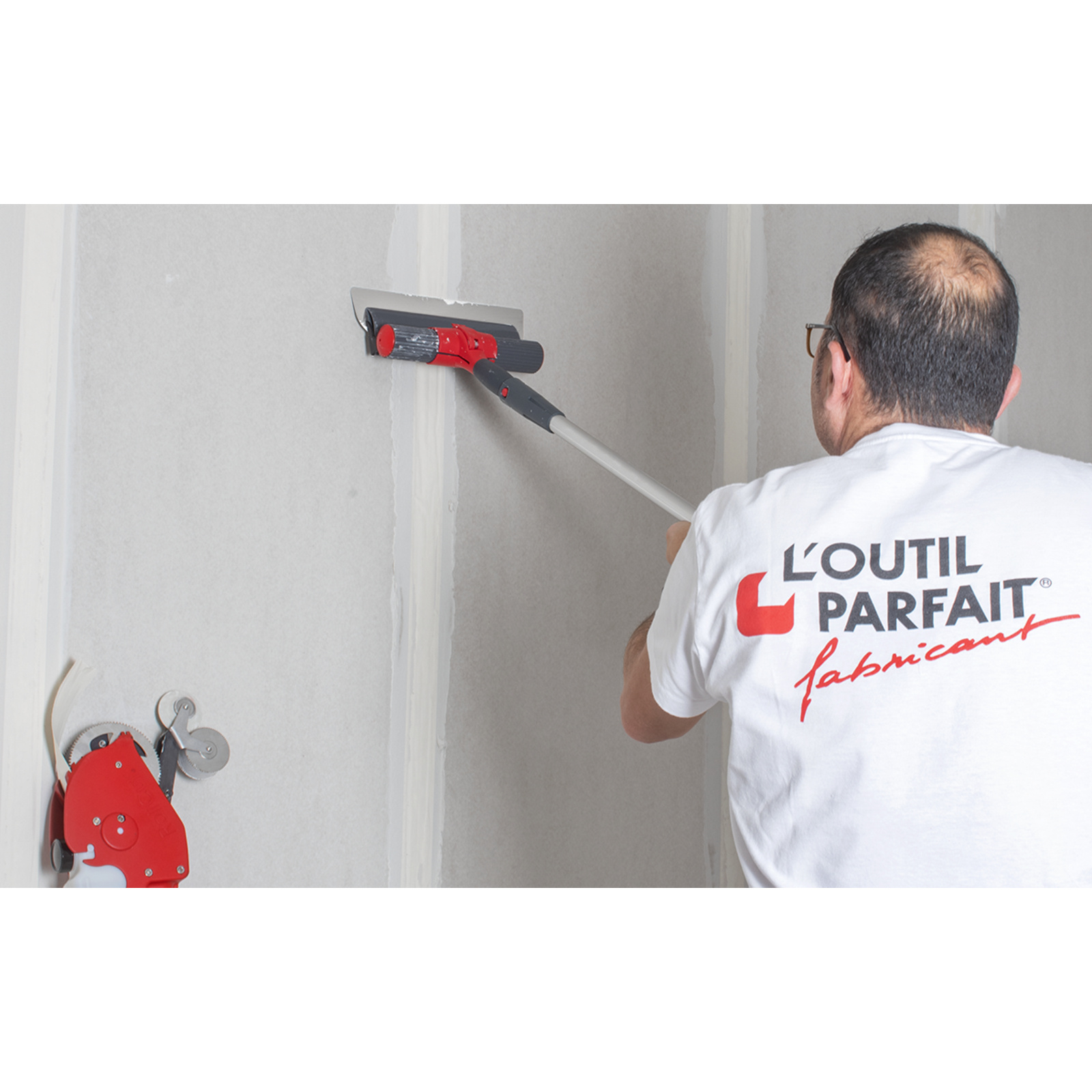 Couteau DécoLiss' Dur 30cm pour mise en œuvre des enduits lourds L'OUTIL PARFAIT - 568030