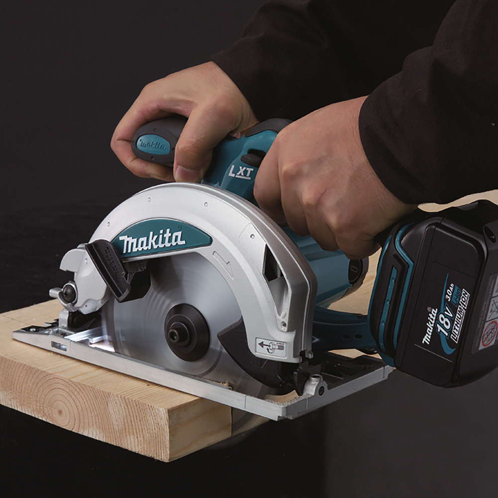 SCIE CIRCULAIRE D165 MM 18V SANS BATTERIE - MAKITA - DSS610Z