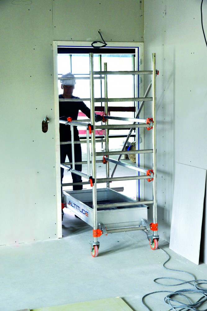 Echafaudage roulant aluminium DUARIB AL135 hauteur travail 3m80 base pliante - 513152