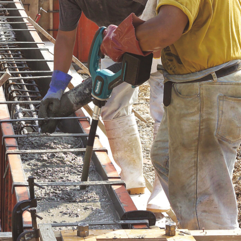 Vibreur à béton 18 V Li-Ion (produit seul) - MAKITA - DVR350Z