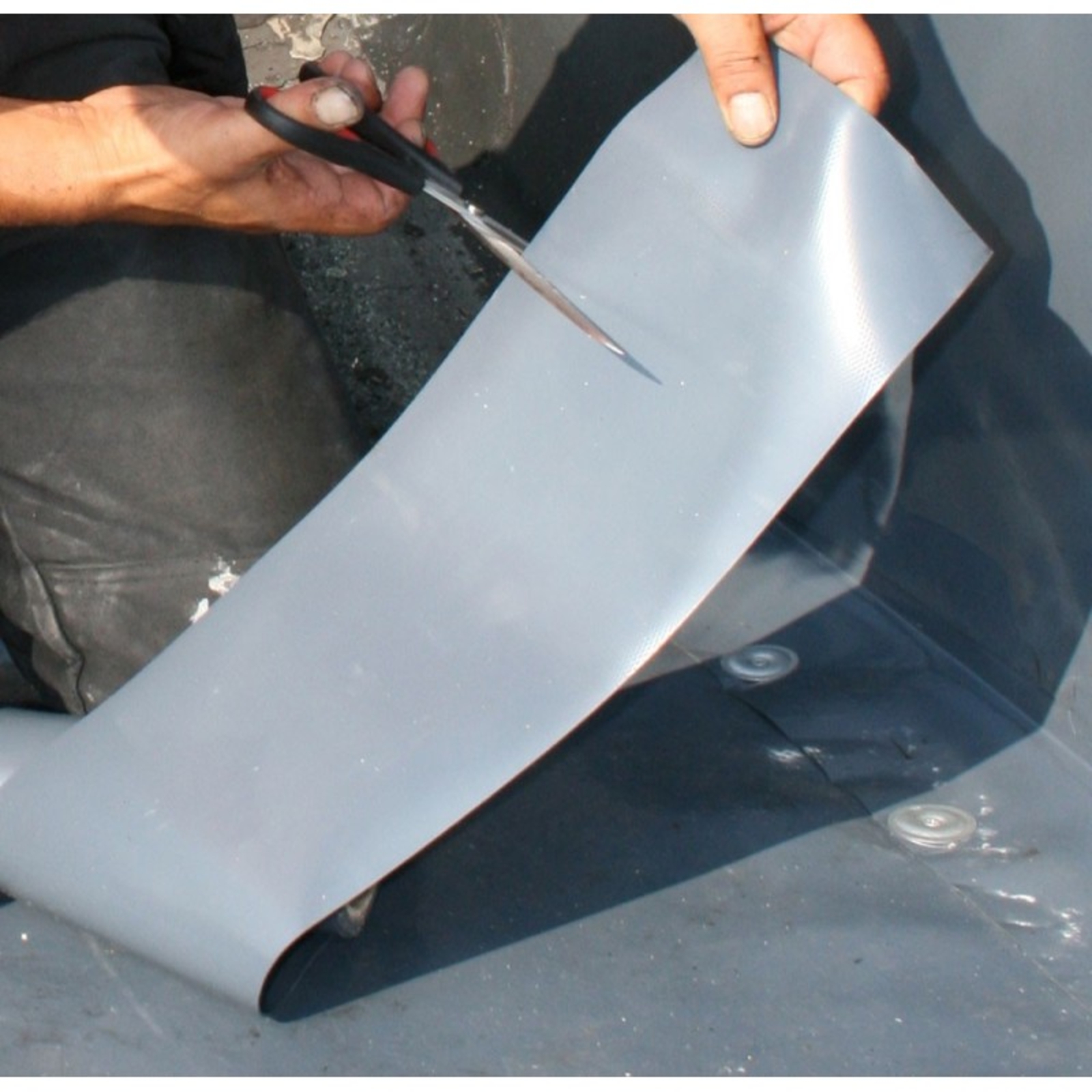 CISEAUX SPÉCIAL FEUILLES PLASTIQUES -  EDMA - 135055