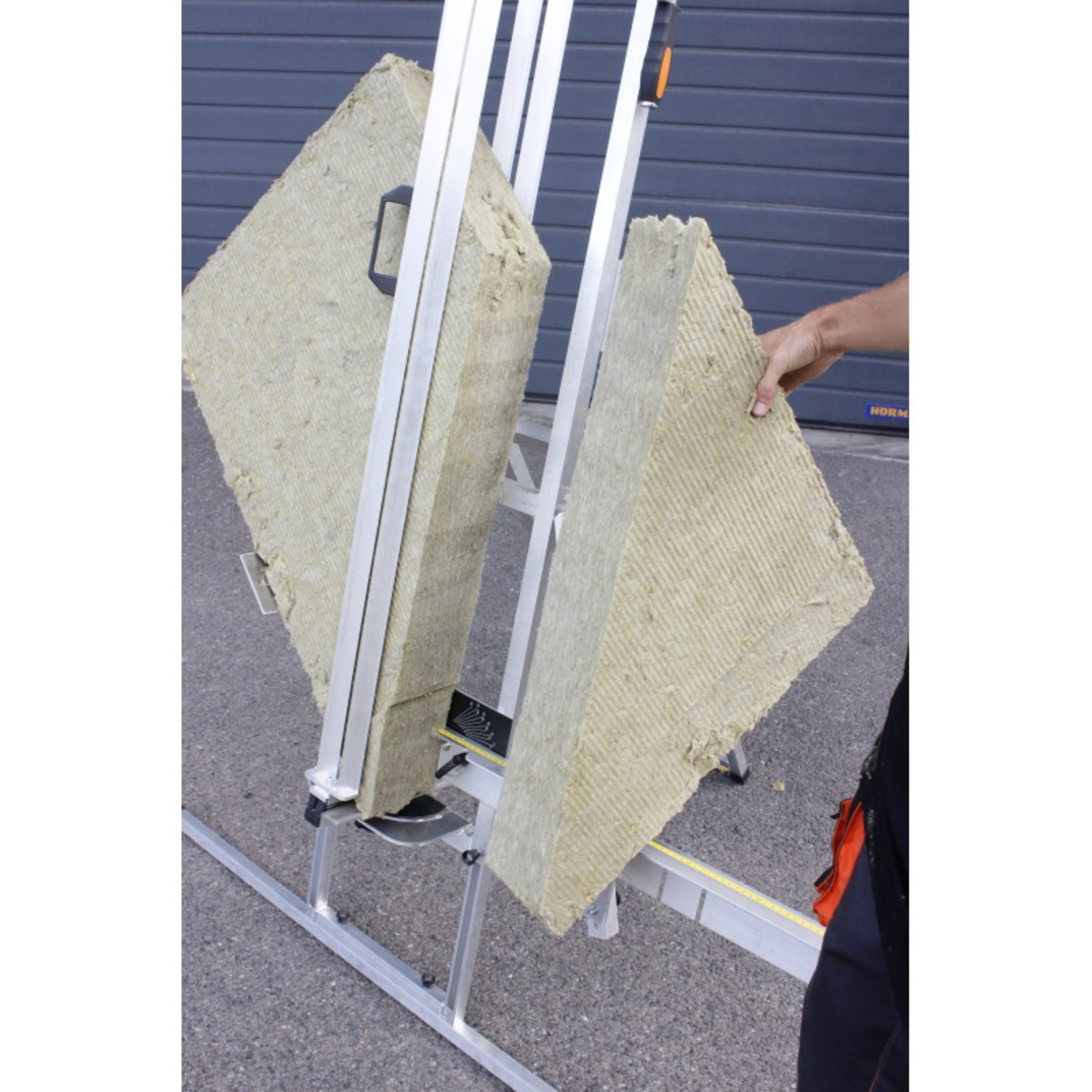TABLE DE DÉCOUPE POUR ISOLANT MINÉRAL - EDMA - 366955
