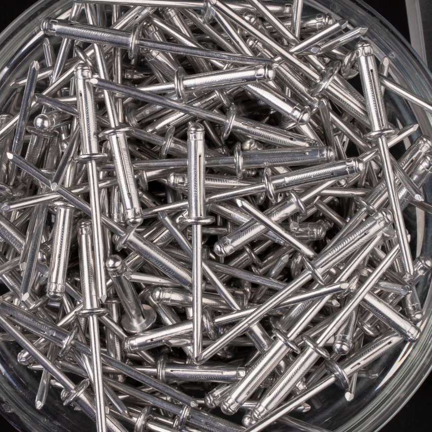 250 rivets étoilés à aluminium/aluminium à tête plate à Ø4x18,8mm - SCELL-IT - ED4018