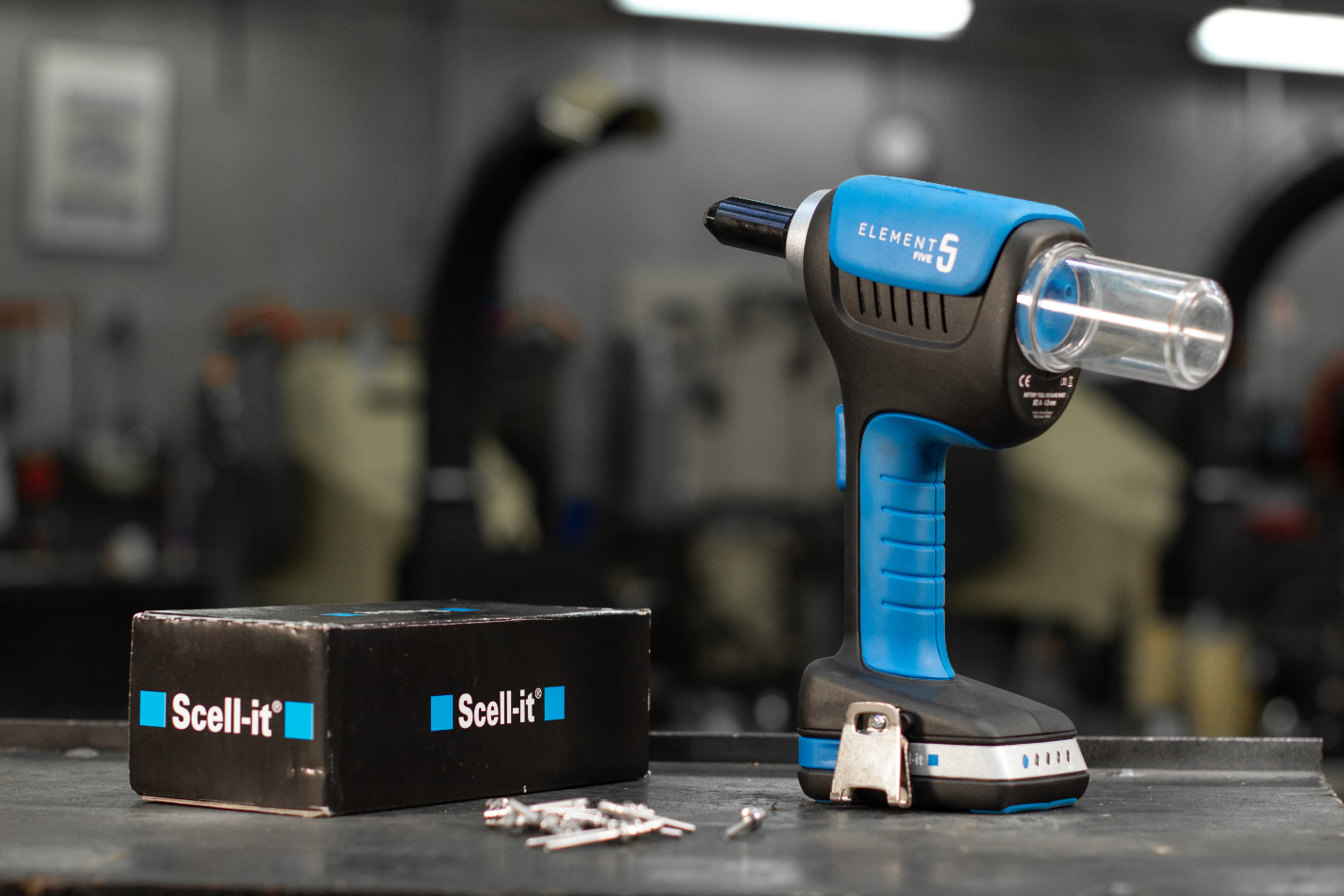 Riveteuse sur batterie pour rivet aveugle ø2,4 à 5,0mm - SCELL-IT - E-5-1XBAT