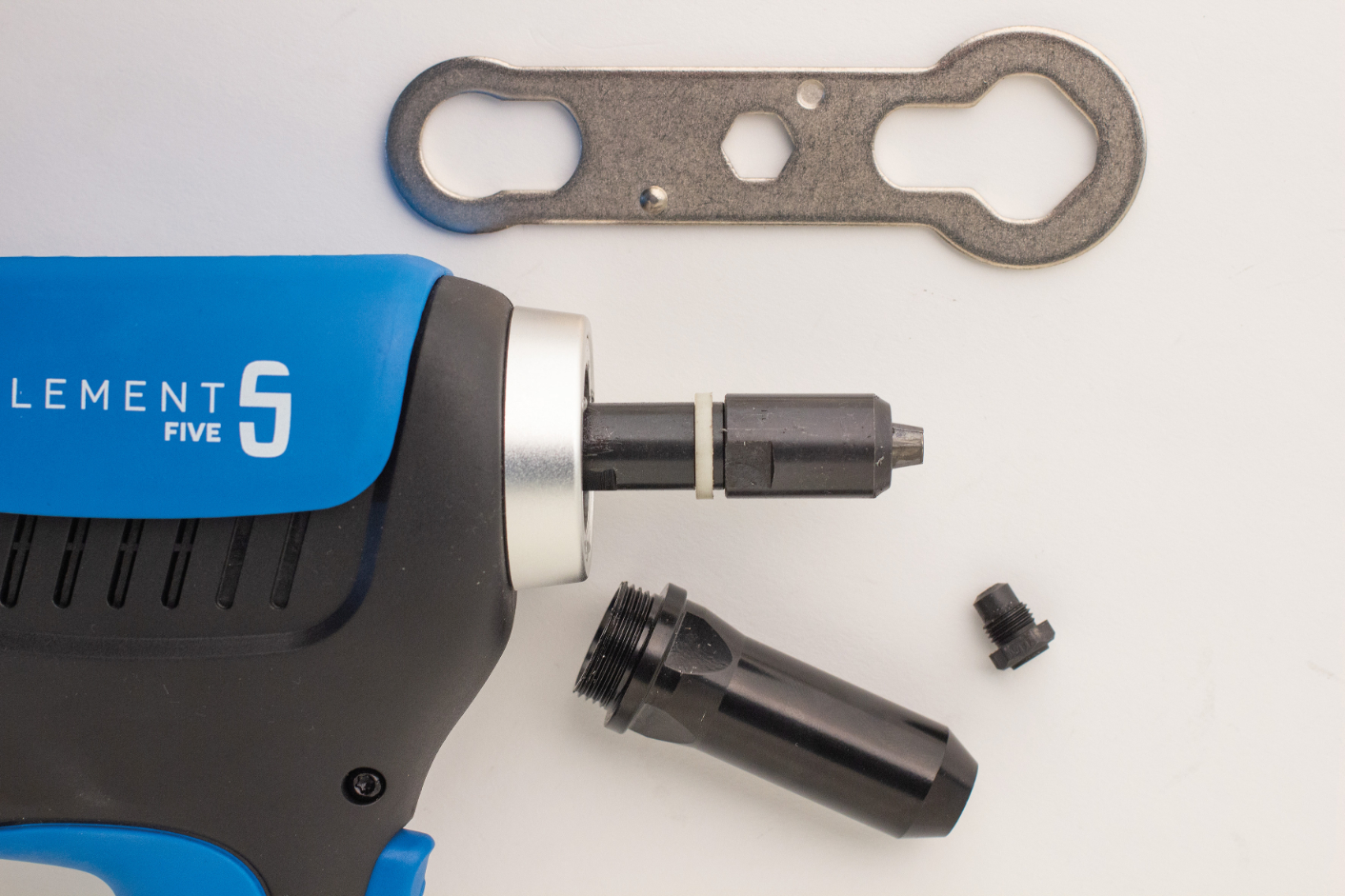 1 riveteuse sur batterie pour rivet aveugle ø2,4 à 5,0mm - SCELL-IT - E-5-2XBAT