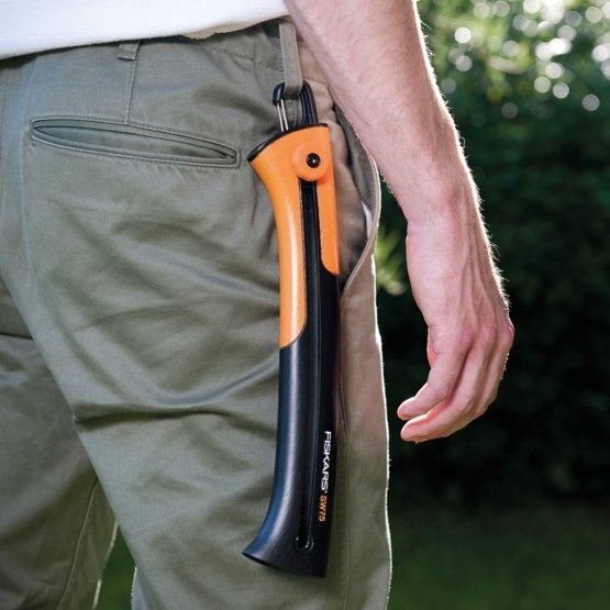 Grande scie de jardin à lame rétractable Xtract™ SW75 FISKARS - 1000614