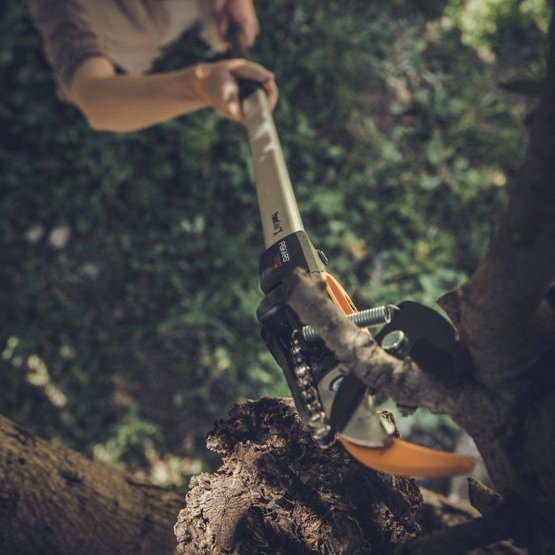 COUPE-BRANCHES FISKARS MULTIFONCTIONS UPX82 PowerGear™ X - 1023625