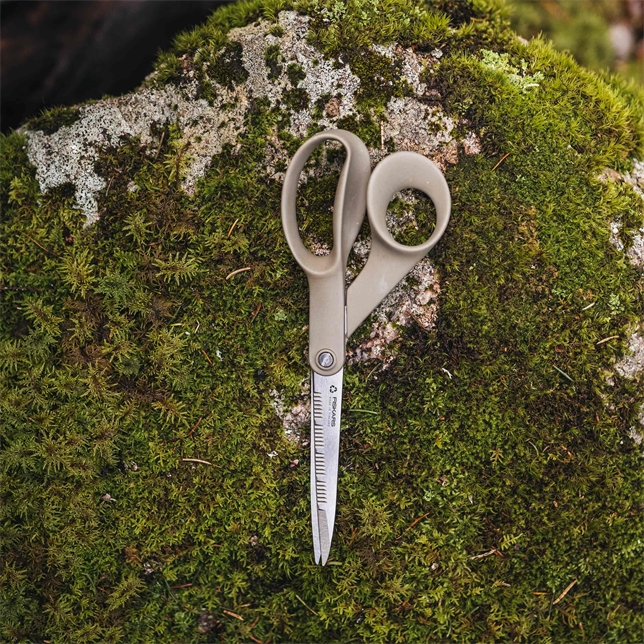 Ciseaux de jardinage FISKARS ReNew 21 cm - 1062544