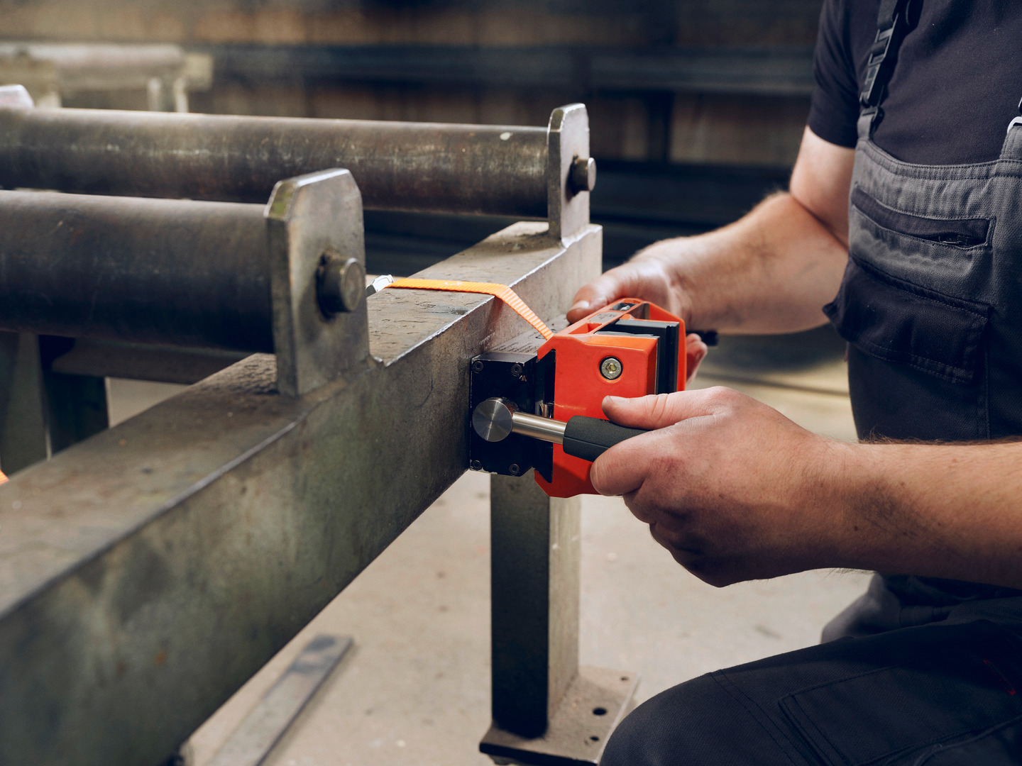 Aimant permanent avec une force de maintien maximale de 7 800 N|FEIN VersaMAG FEIN - 32172050020