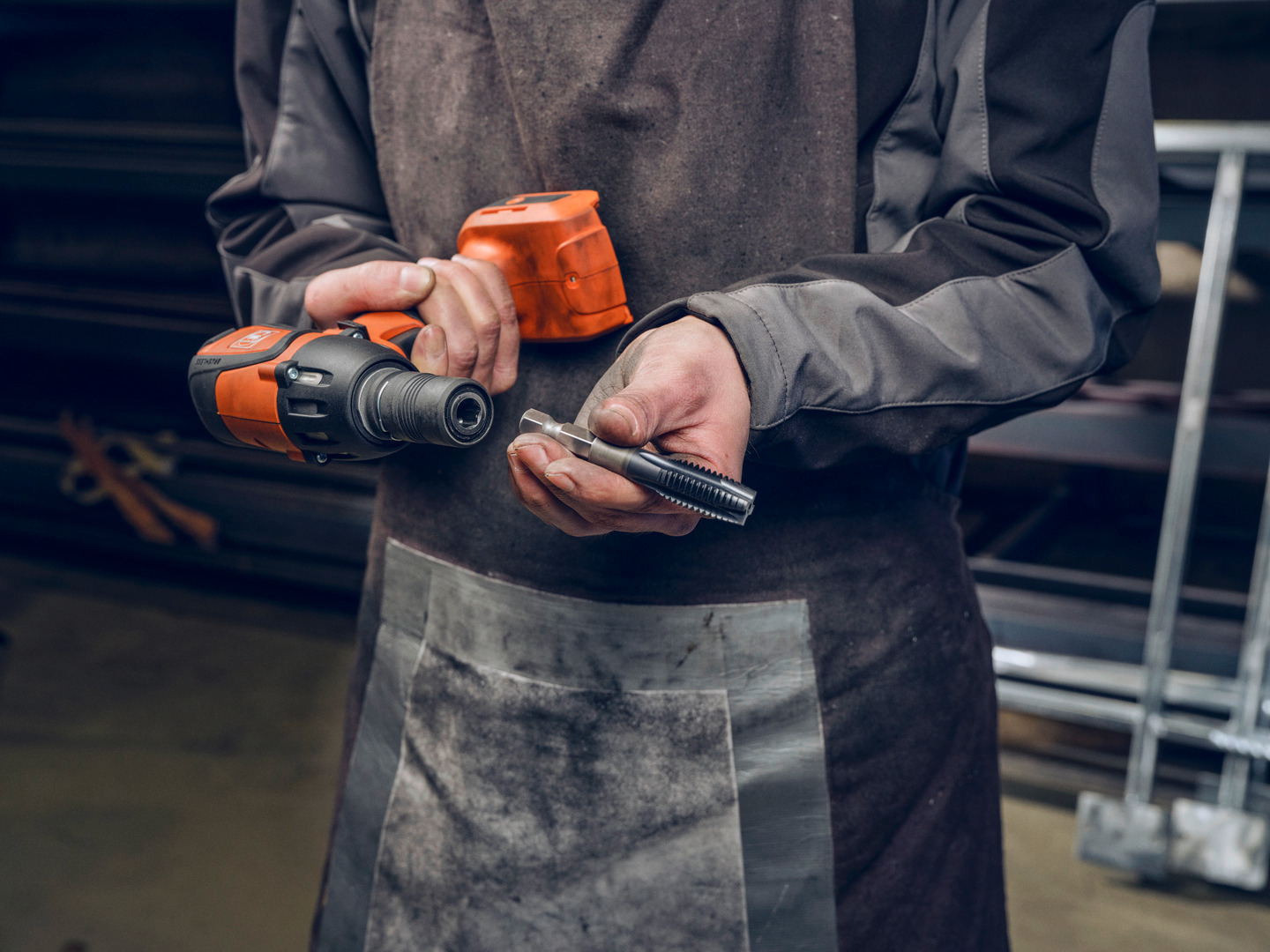 Visseuse-boulonneuse à chocs ASCD 18-300 W2 AS 2x 5Ah en set - FEIN - 71151066000