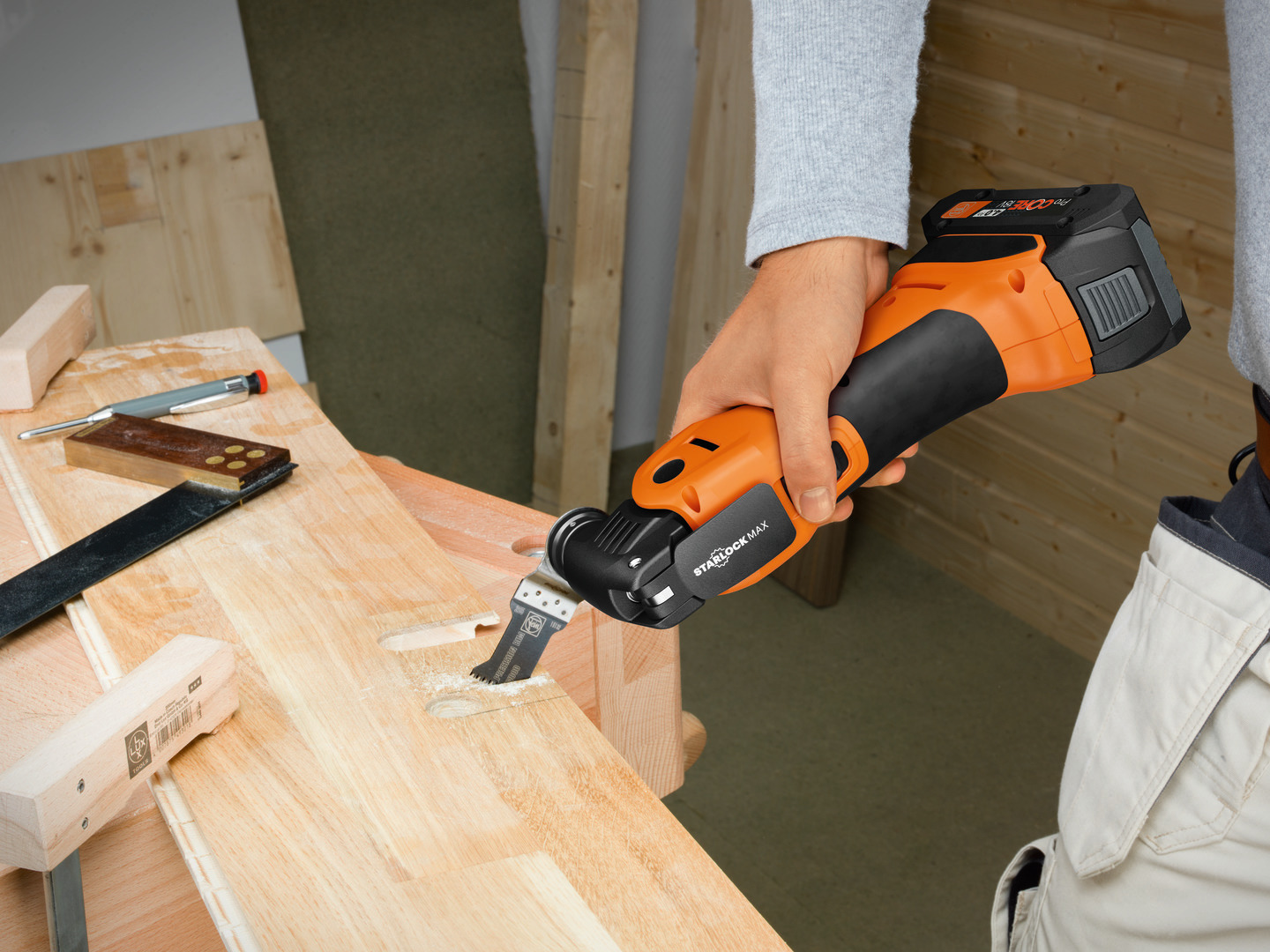 Machine oscillante sans fil FEIN - AMM 700 MAX AMPShare. FEIN - 71293662000