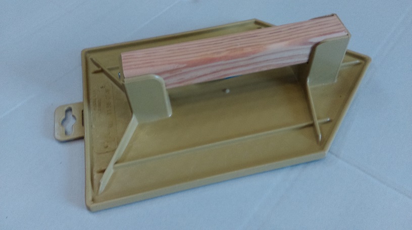 Taloche ABS jaune 1er choix manche bois Pointue 27x18 VINMER - 051311