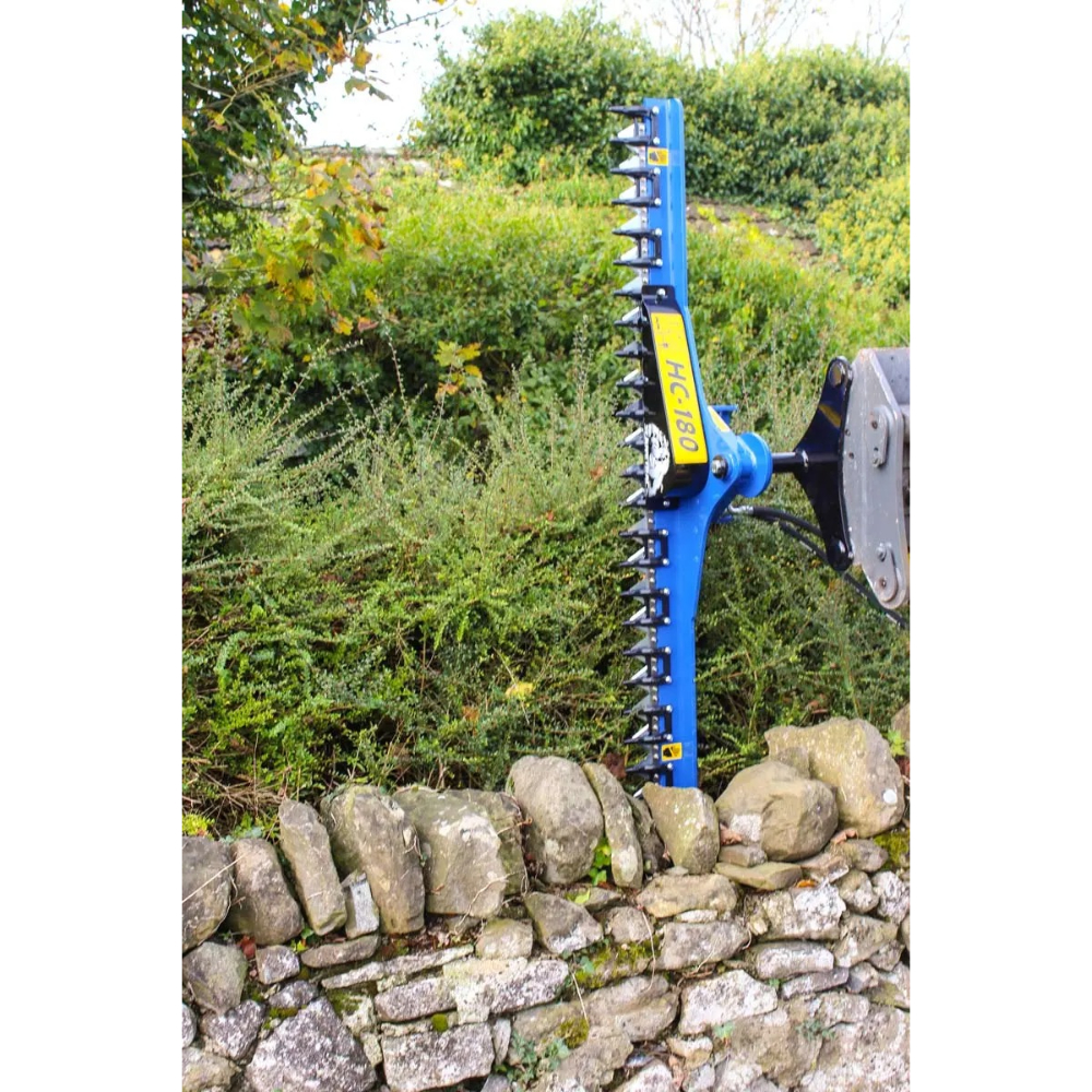 TAILLE-HAIE POUR MINIPELLE 2,6T A 8T - 180CM - SLANETRAC - HC180 - SLANETRAC