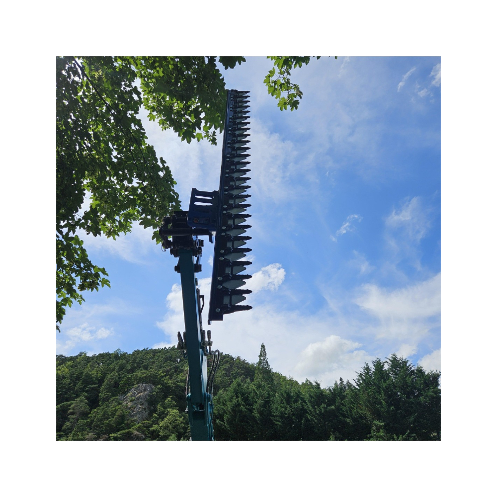 TAILLE-HAIE 230CM POUR MINIPELLE 2,6T A 11T SLANETRAC - HX230 - SLANETRAC