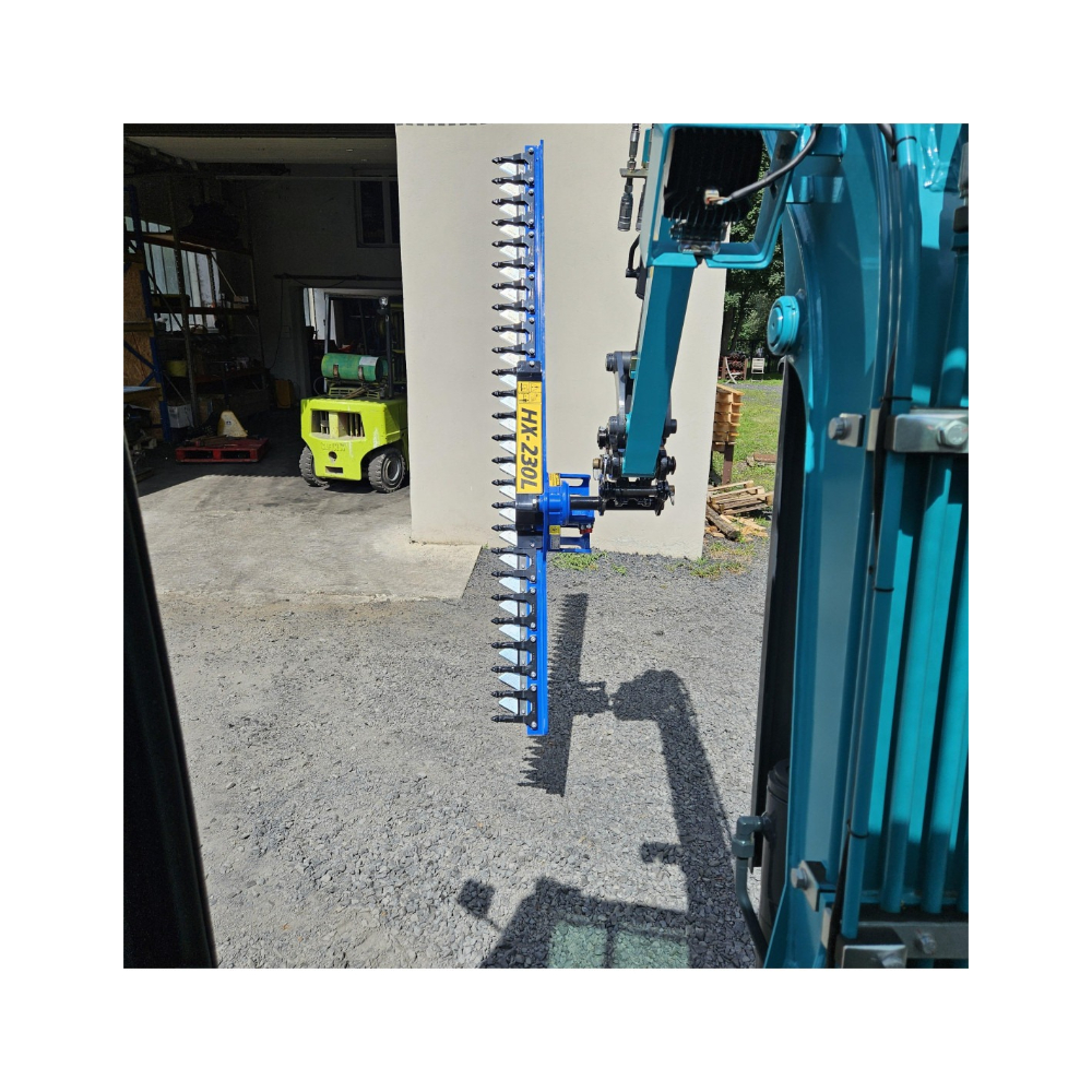 TAILLE-HAIE 230CM POUR MINIPELLE 2,6T A 11T SLANETRAC - HX230 - SLANETRAC
