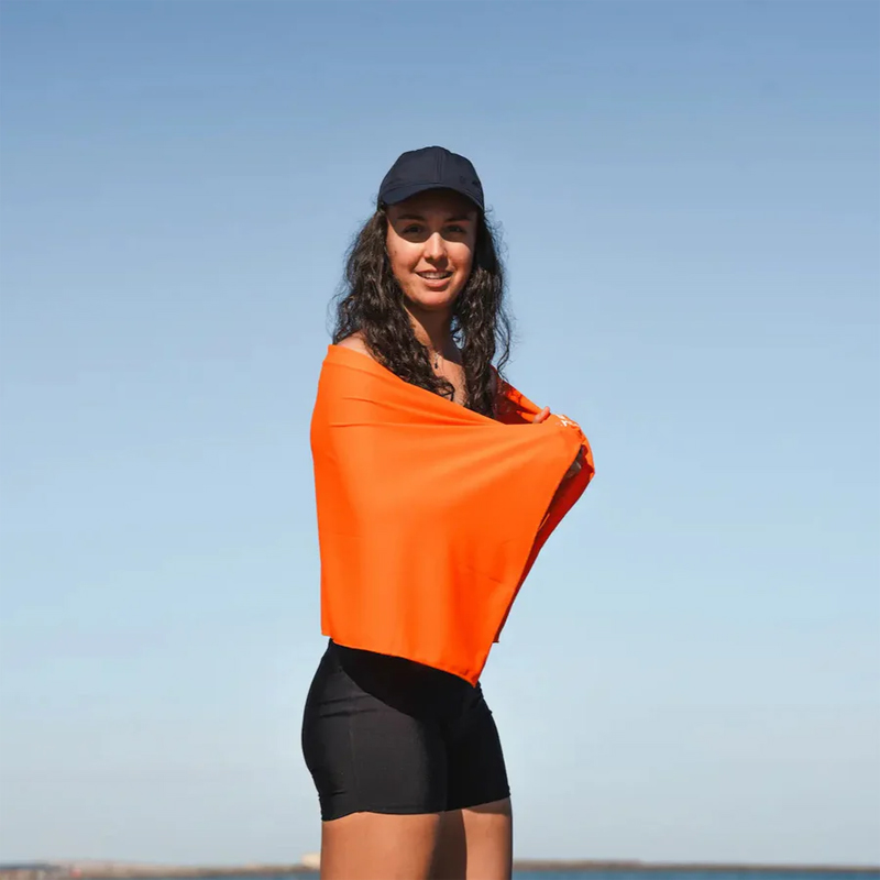 Serviette XL bleue ciel CT02-SKY rafraîchissante - G-HEAT - CT02-SKY