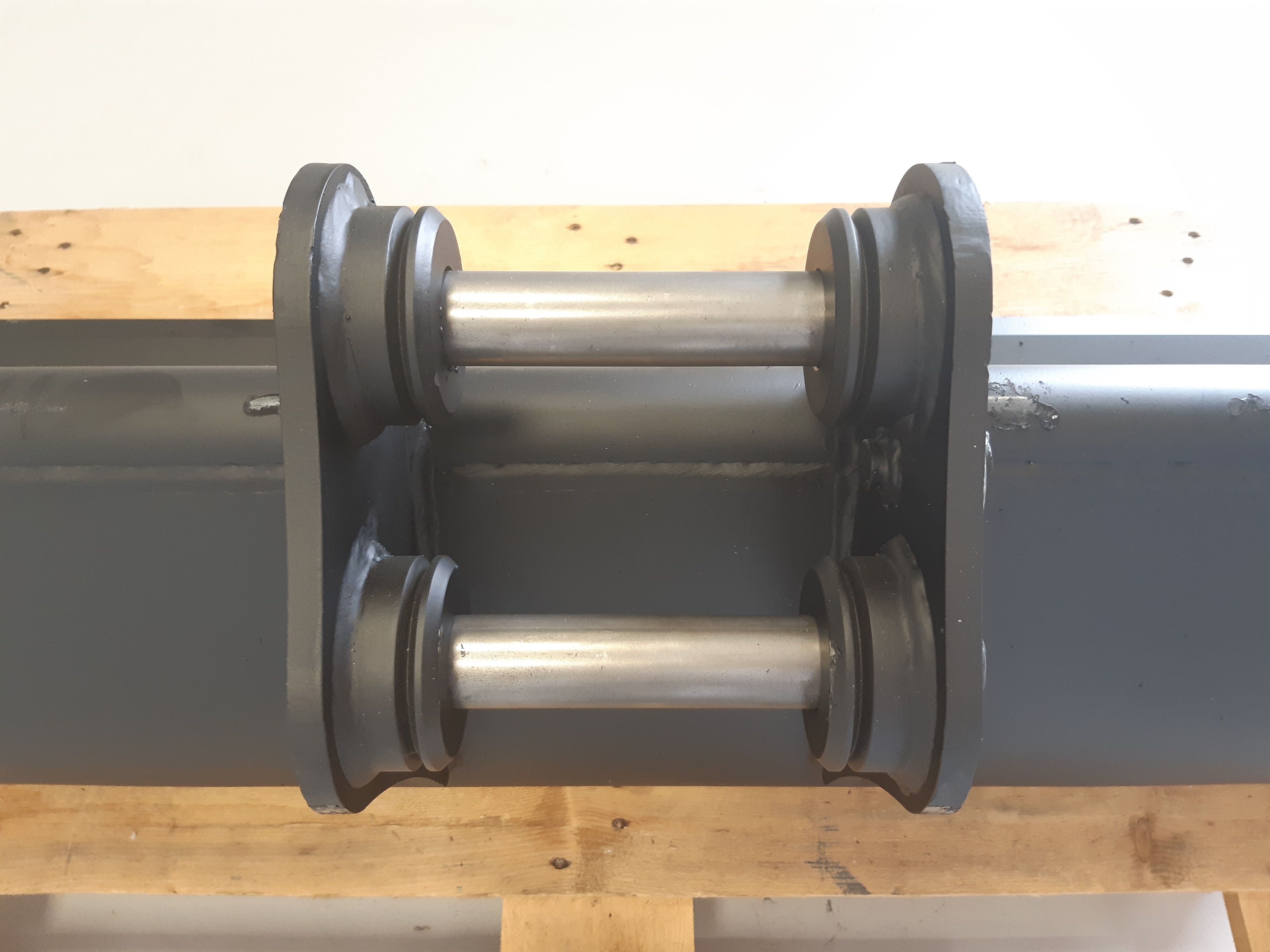 Godet de curage GEITH 1200mm équipé d'une lame soudée pour attache rapide JCB 980/88451 - G03 1200 JCB