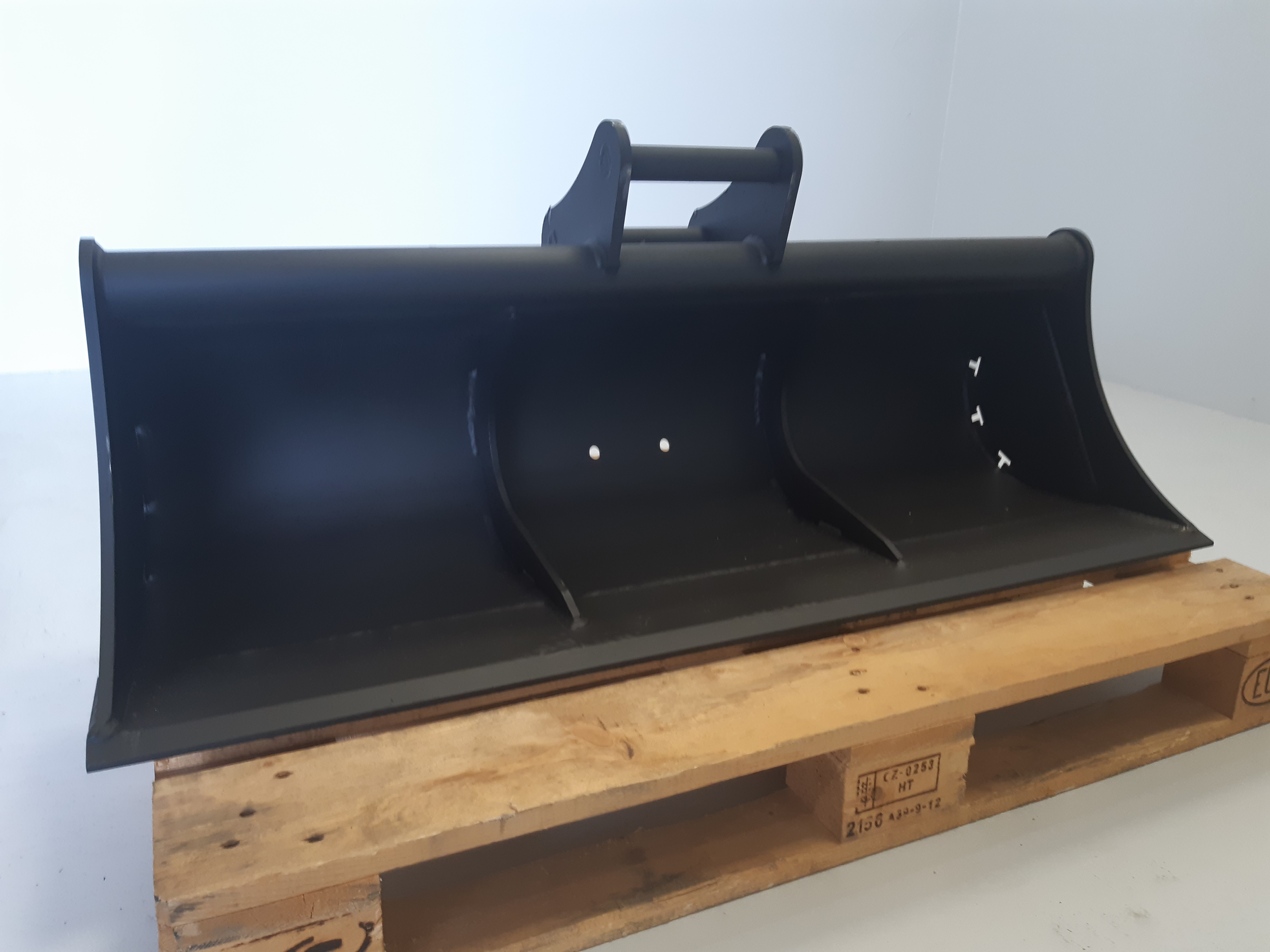 Godet de curage GEITH 1200mm avec lame soudée pour coupleur ou attache rapide Martin Module 3 - G031200M03