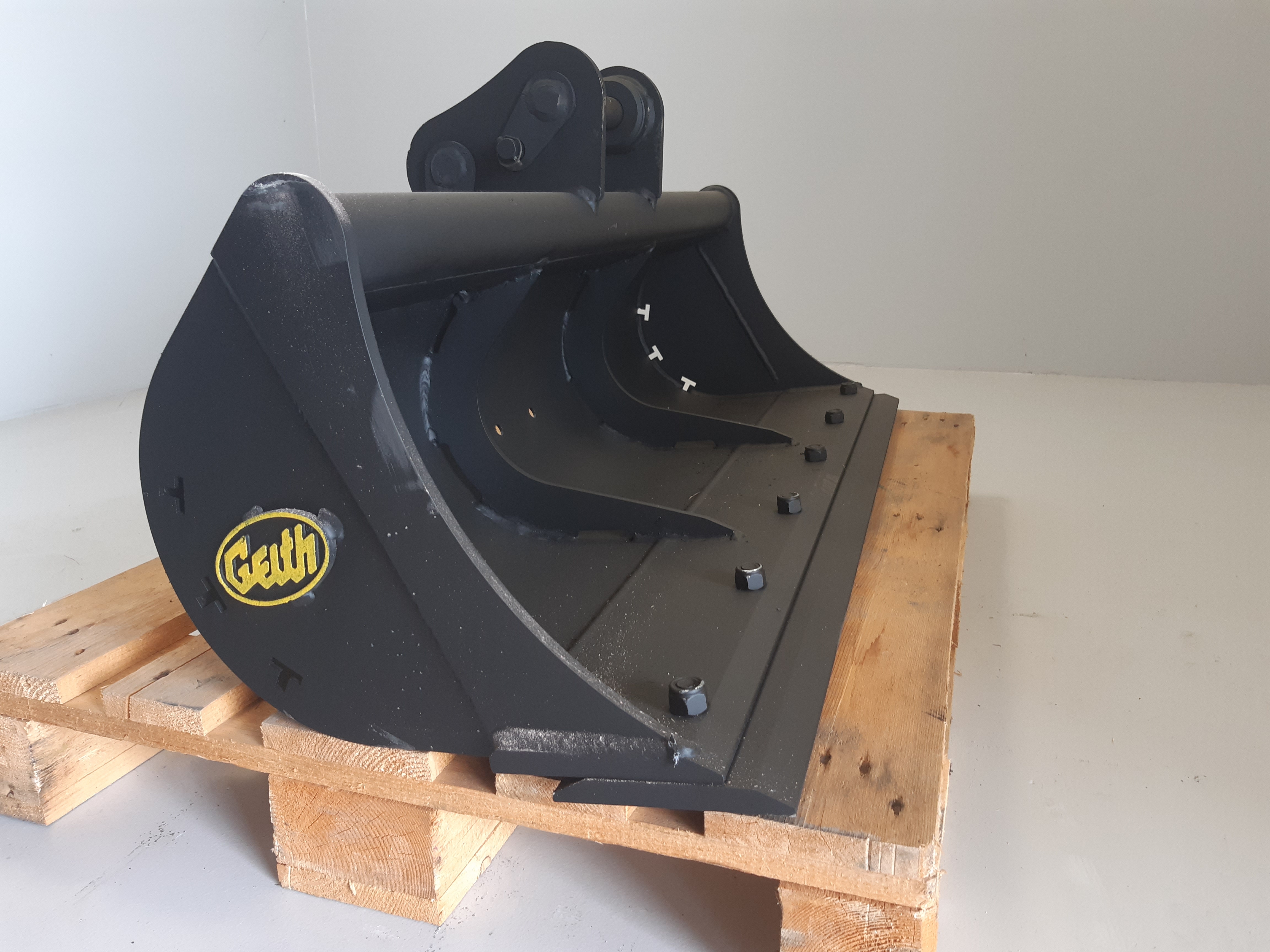 Godet de curage GEITH 1200mm avec contrelame boulonnée pour attache rapide JCB 980/88451 - G03R1200JCB
